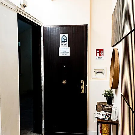 Dave's In Trastevere Apartment